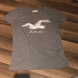 Hollister t-shirt!